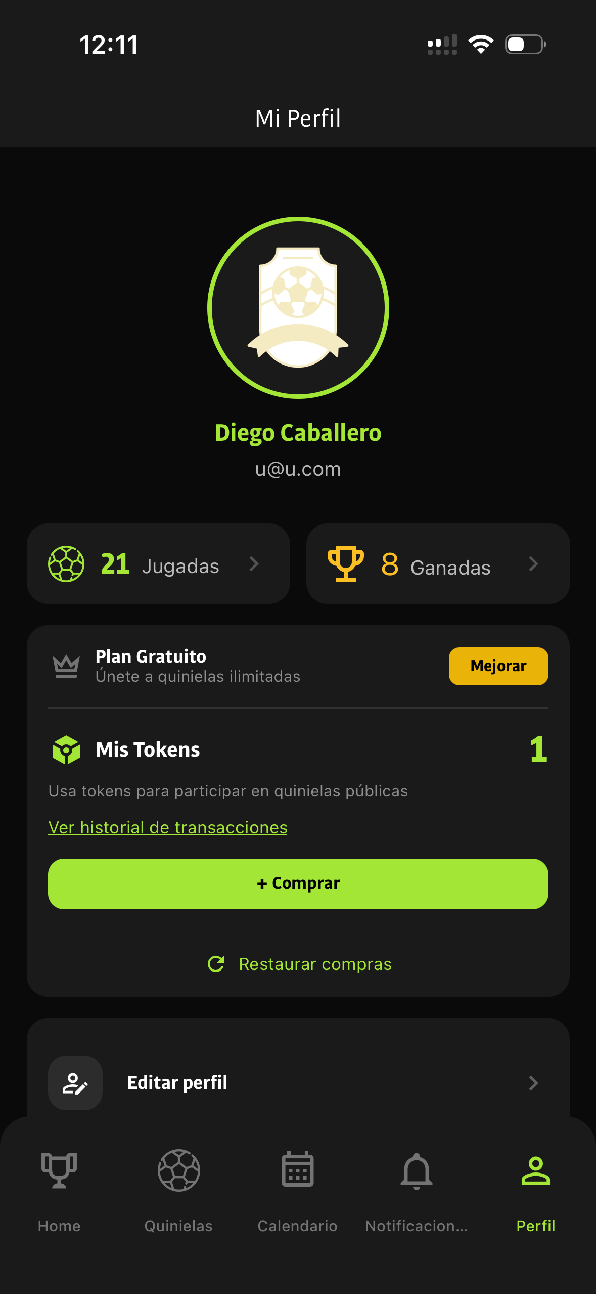 Perfil de usuario con XP, tokens y quinielas jugadas